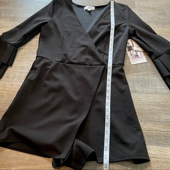 NWT Honey & Rosie romper Medium - Picture 4 of 9